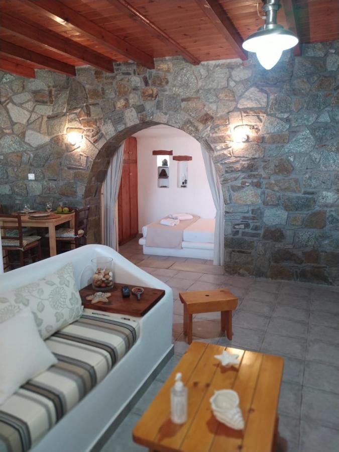 Waves House Villa Adamantas  Bagian luar foto