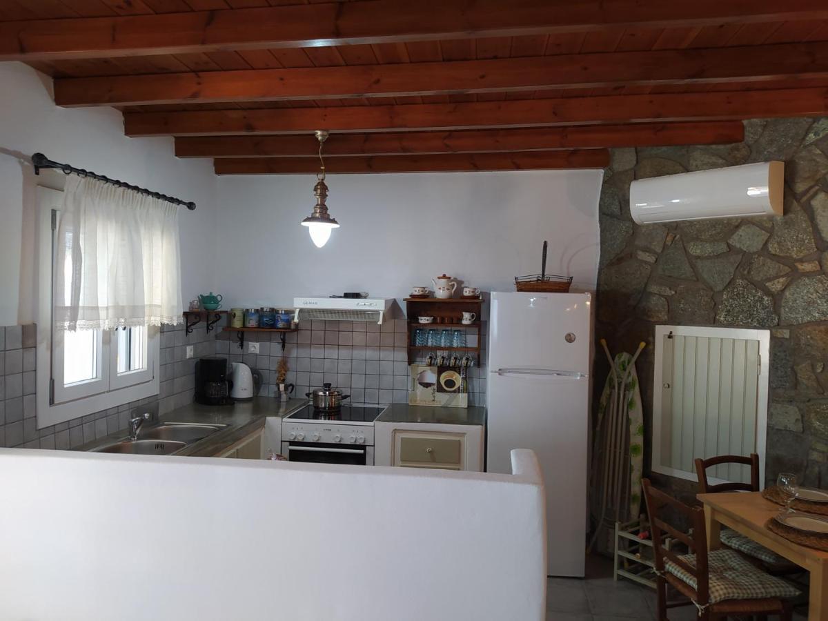 Waves House Villa Adamantas  Bagian luar foto
